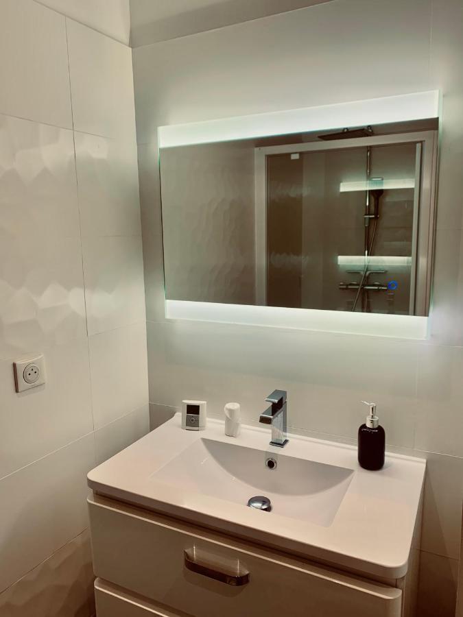 Superbe Appartement En Hyper Centre De Charleville Εξωτερικό φωτογραφία